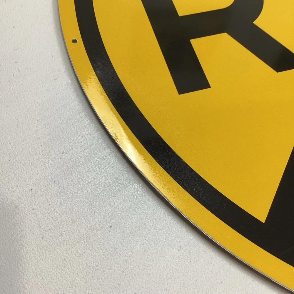 17.5” Round Metal RR Crossing Sign
